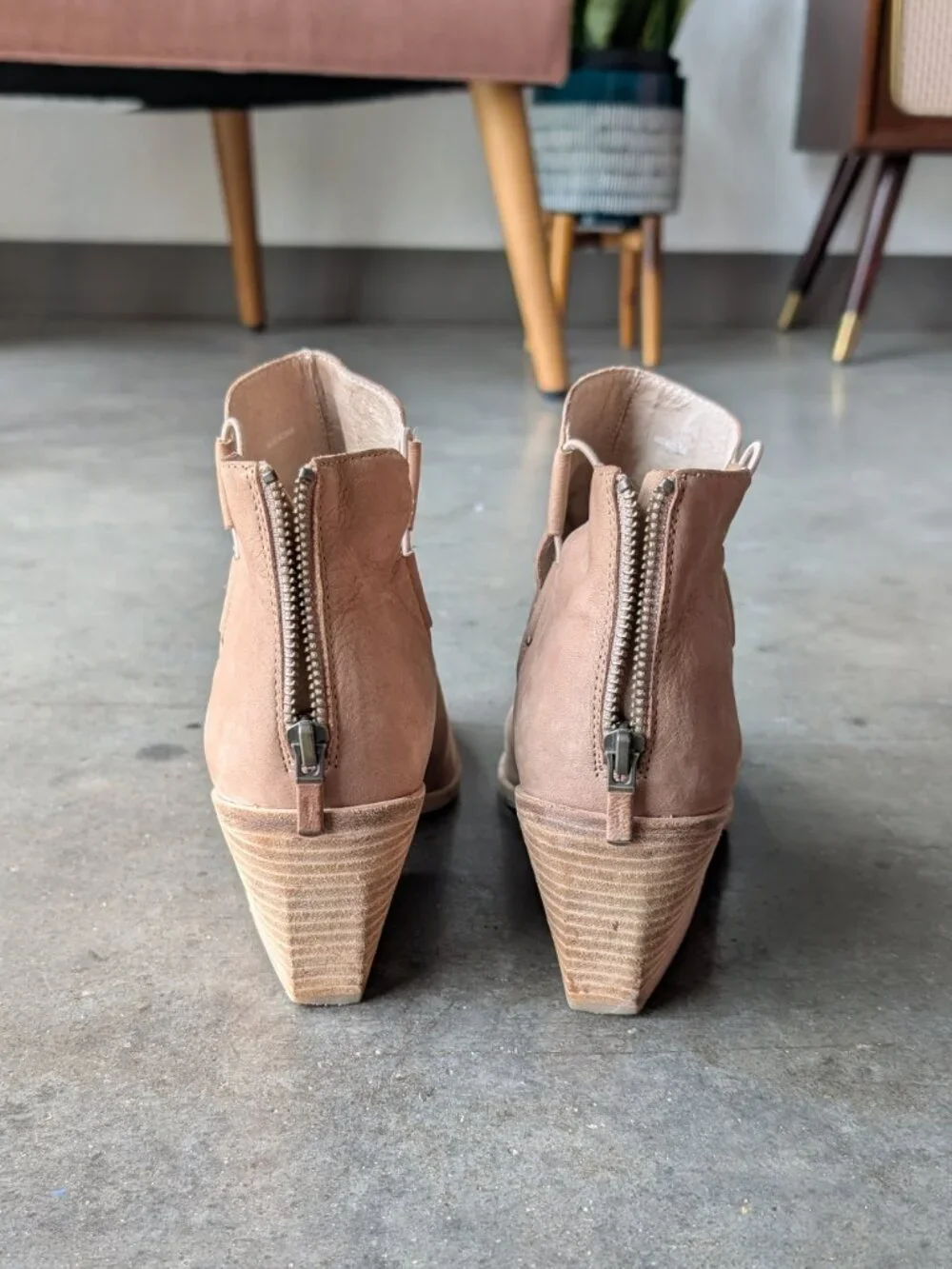 Eileen Fisher eileen fisher
